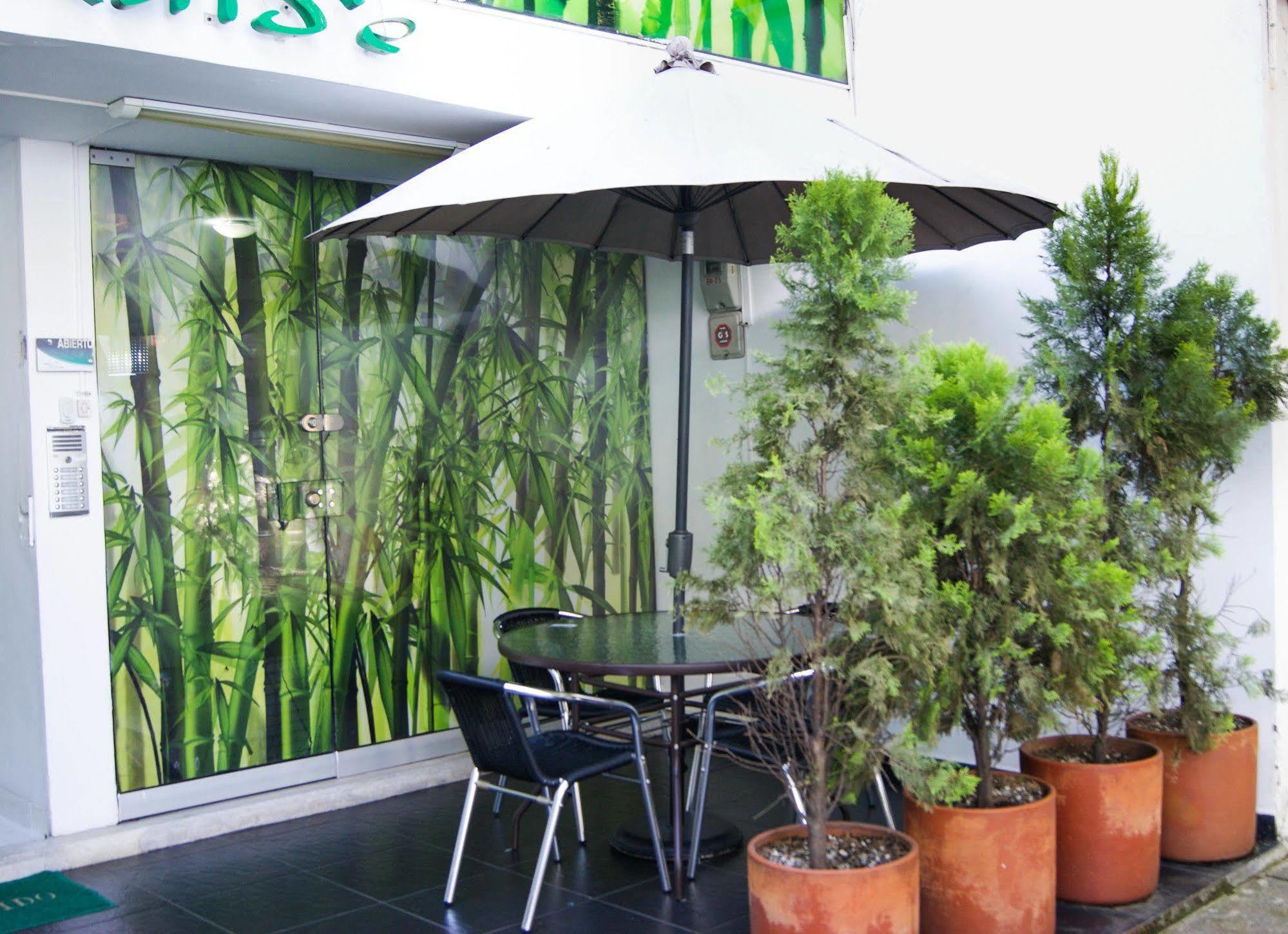 Hotel Paradise Lleras Medellin Exterior photo